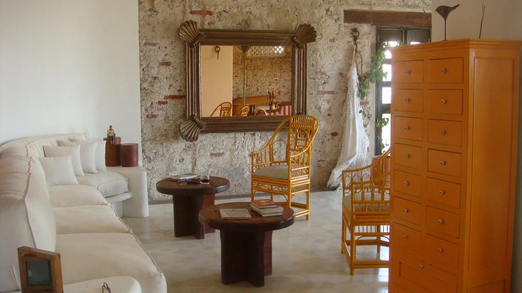 Hotel Torre Del Reloj Cartagena Стая снимка